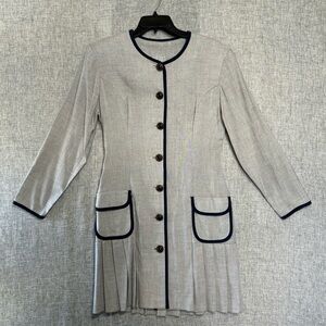 LE-AL Women’s Gray Button Up Pockets Pleated Suit Dress 1980s Vintage Size 9-10